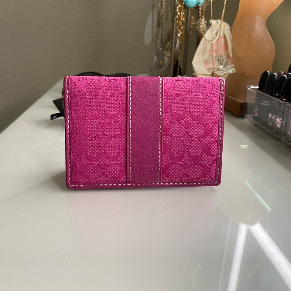 Small Coach mini wallet *see details! :)